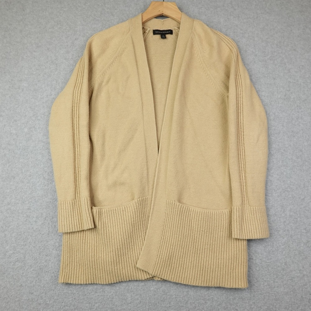 Banana Republic Women's Knit Cardigan Sweater Beige Size Small Open Front Pocket